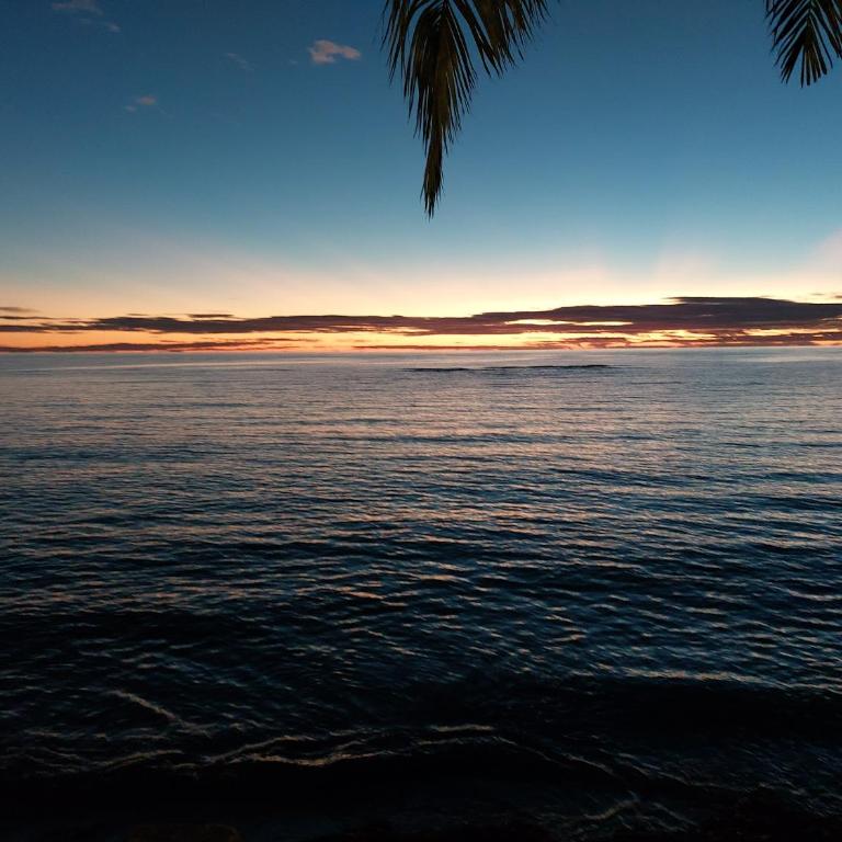 CHALET A 5 METROS DEL MAR.Wifi gratis - Three-Bedroom Apartment - 9