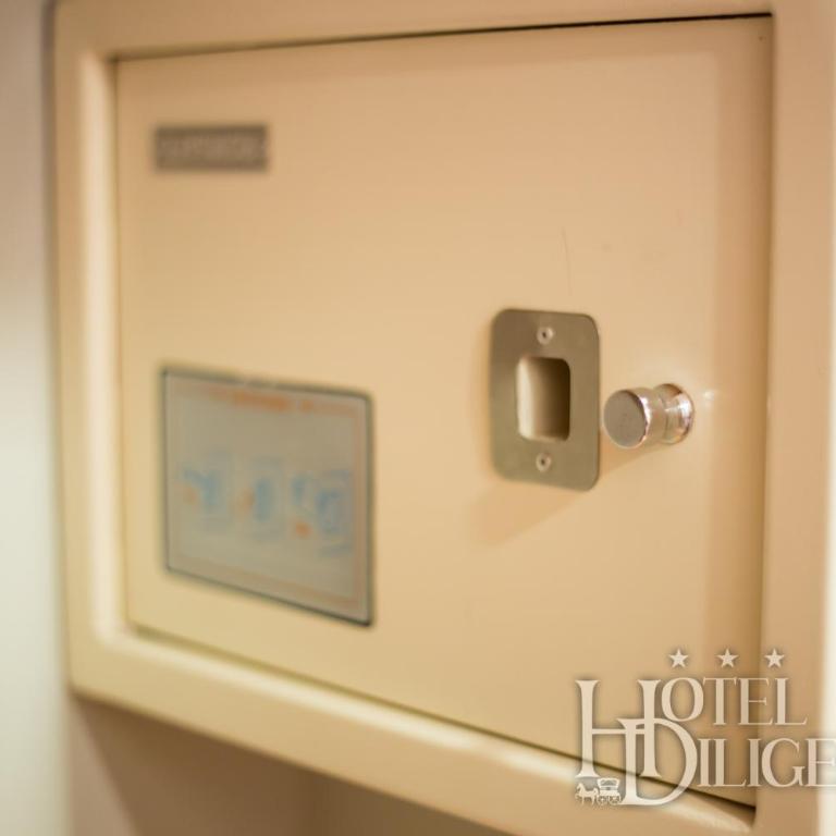 Hotel Diligencias - Dreibettzimmer - 1