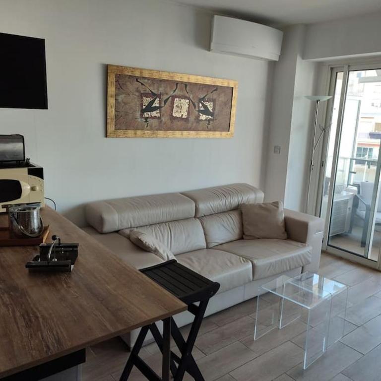 Studio neuf climatisé au cœur de Juan-les-Pins - Appartement 1 Chambre - 1