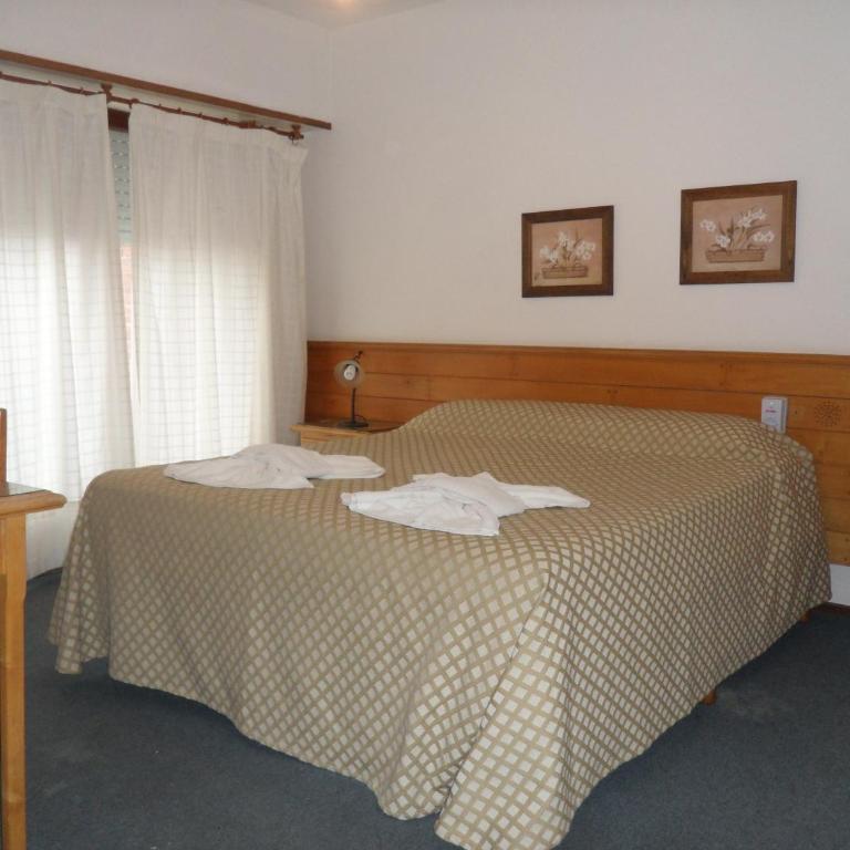 Hotel Montecarlo - Superior Suite with Sea View - 9