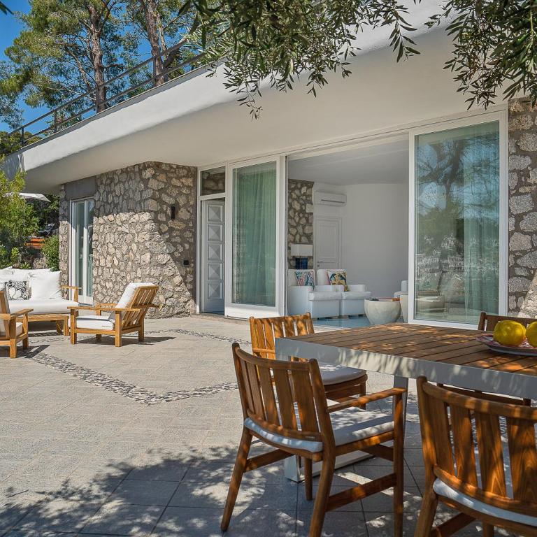Villa Arabella - Three-Bedroom Villa - 9