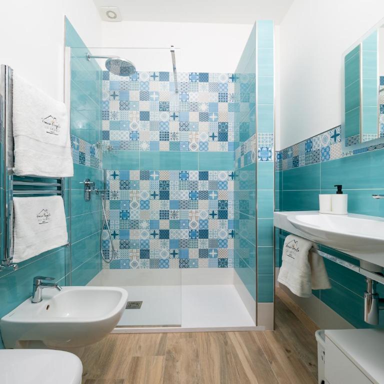 Nonno Angelo - 4 Bedrooms with Free Parking & Seaview Balcony - Three-Bedroom Apartment - 42