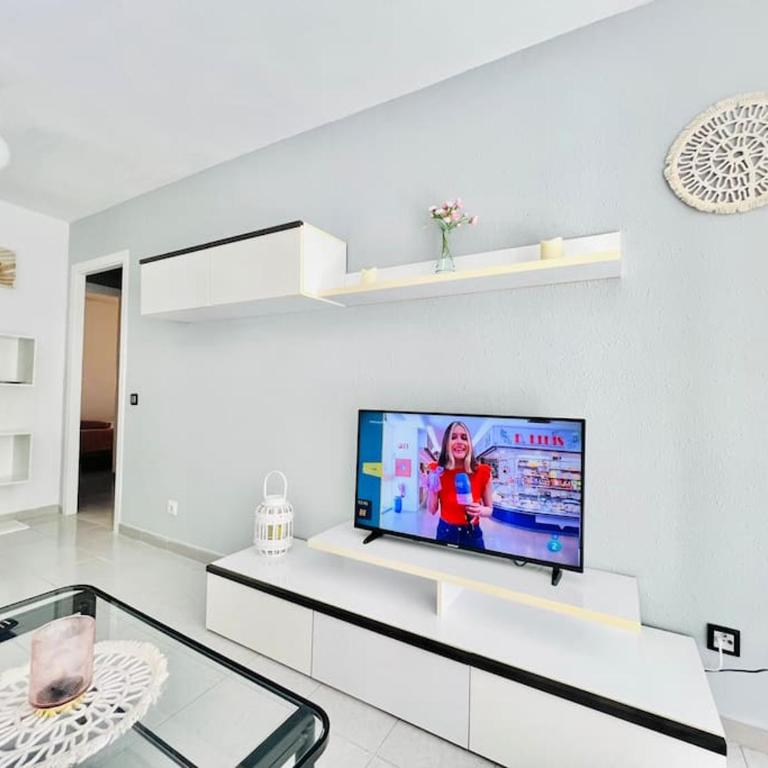 Apartamento con parking la Pineda Costa Dorada - Two-Bedroom Apartment - 9