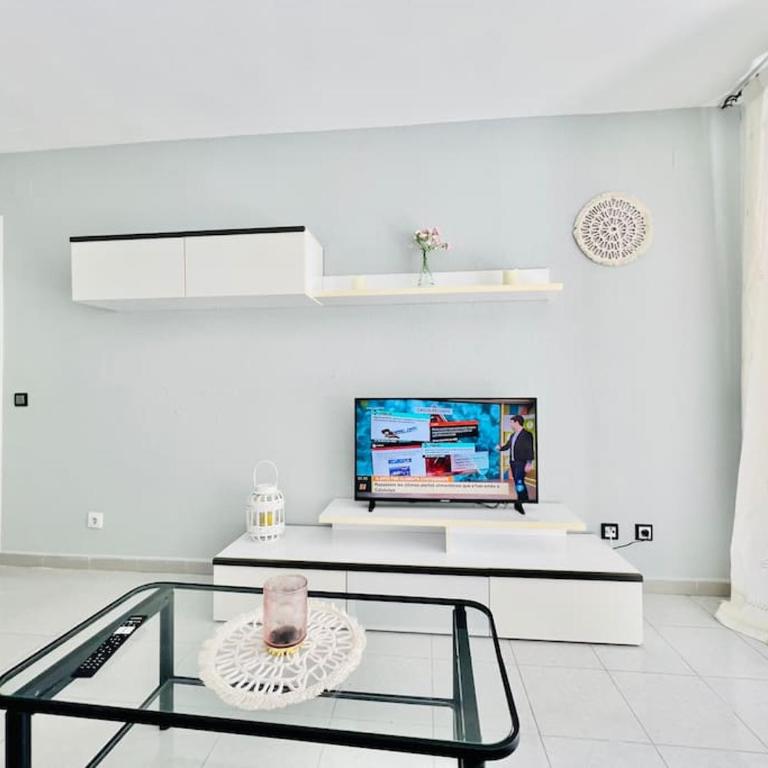 Apartamento con parking la Pineda Costa Dorada - Two-Bedroom Apartment - 12
