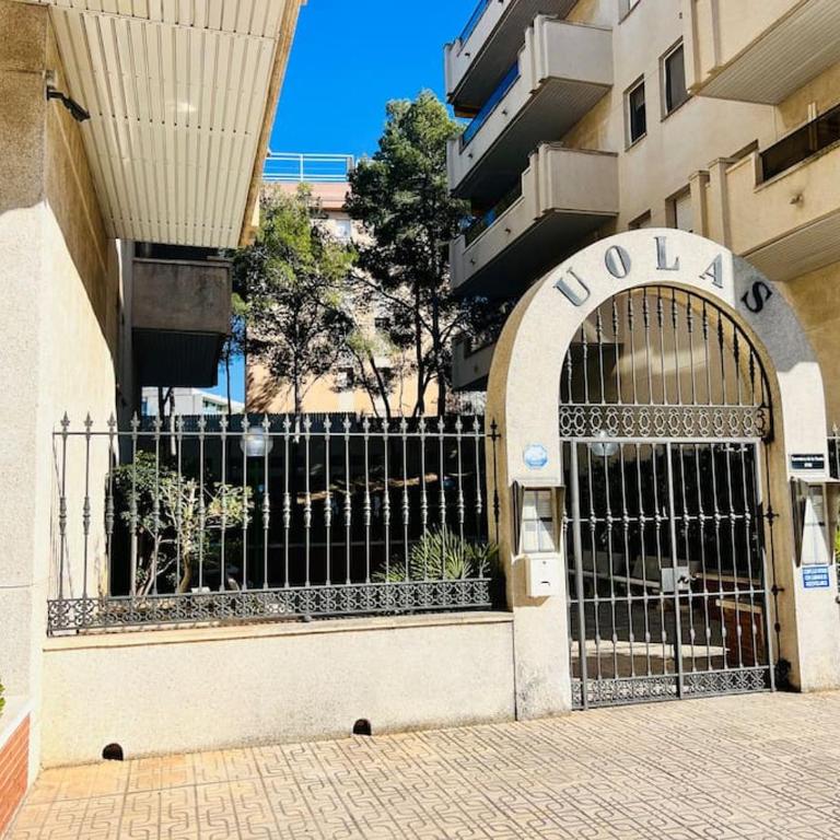 Apartamento con parking la Pineda Costa Dorada - Two-Bedroom Apartment - 15