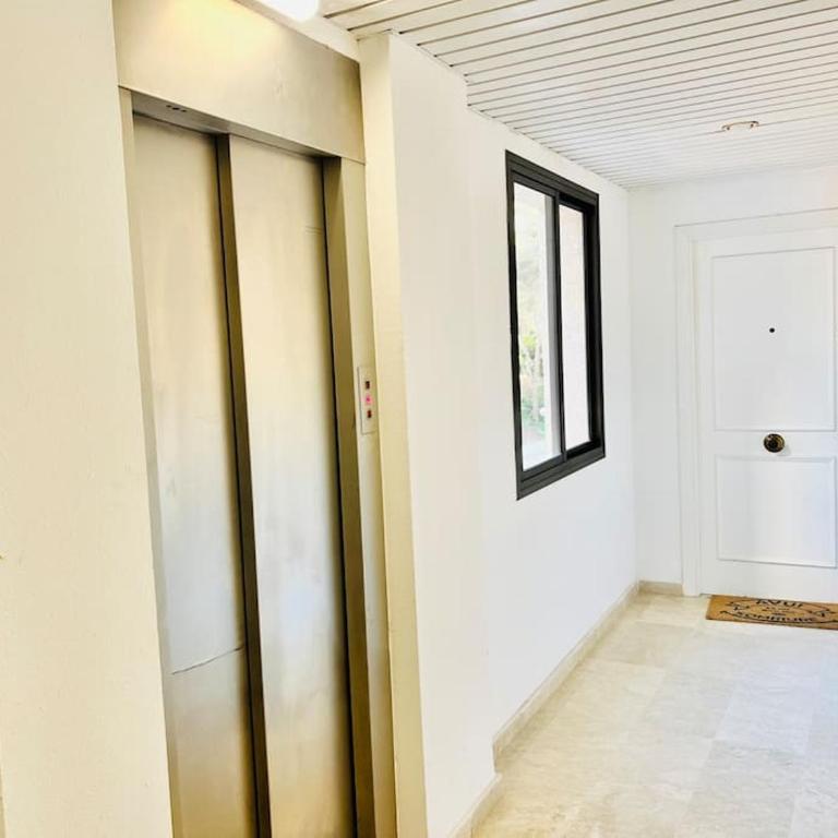 Apartamento con parking la Pineda Costa Dorada - Two-Bedroom Apartment - 16