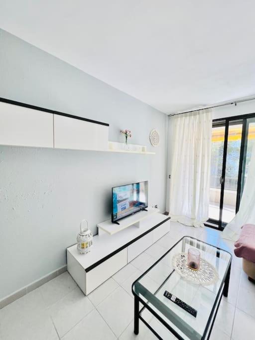 Apartamento con parking la Pineda Costa Dorada - Two-Bedroom Apartment - 20