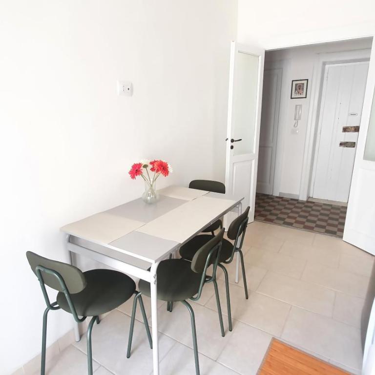 Domus 9 - Bari Centro - Appartamento con 2 Camere da Letto - 10