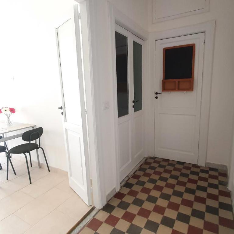 Domus 9 - Bari Centro - Appartamento con 2 Camere da Letto - 14