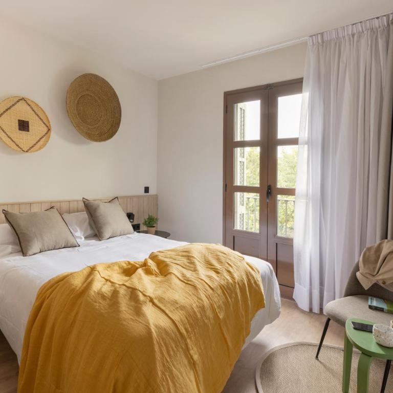 Líbere Barcelona Sant Antoni - Studio with Balcony - 4