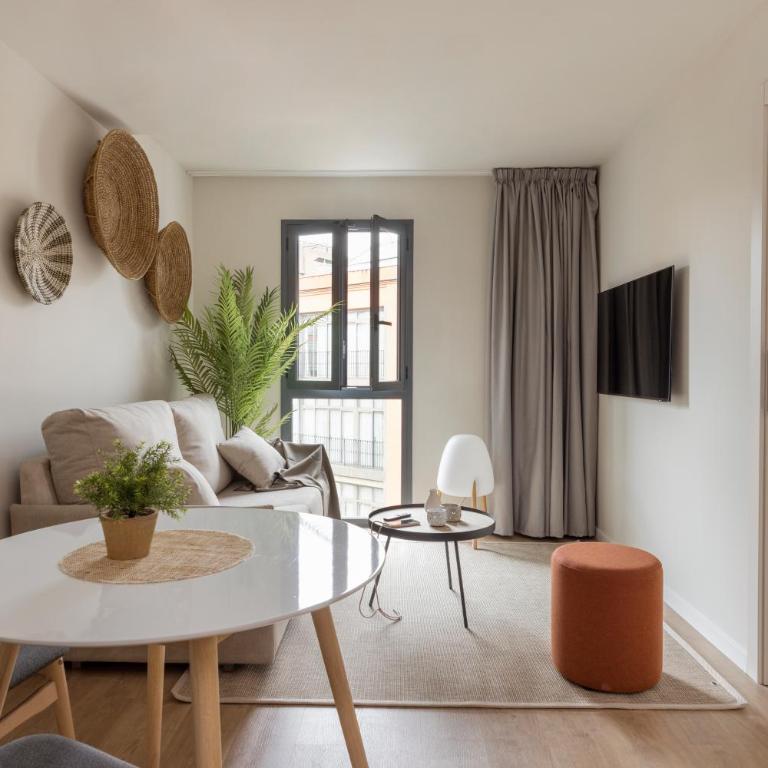 Líbere Barcelona Sant Antoni - One-Bedroom Apartment - 2