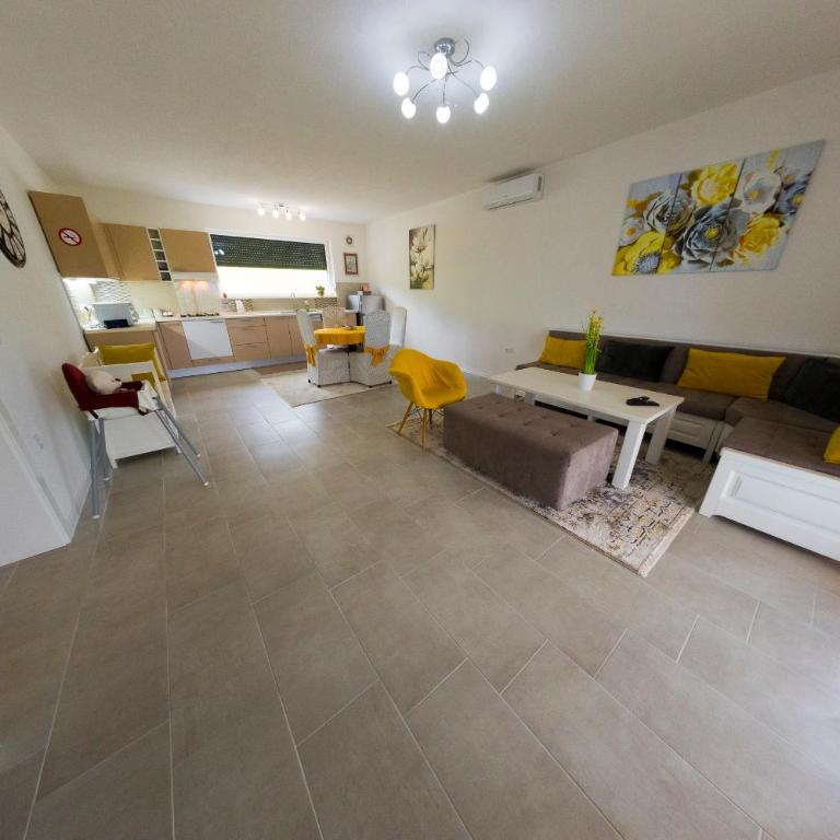 Villa Bubinka - Two-Bedroom Villa - 60