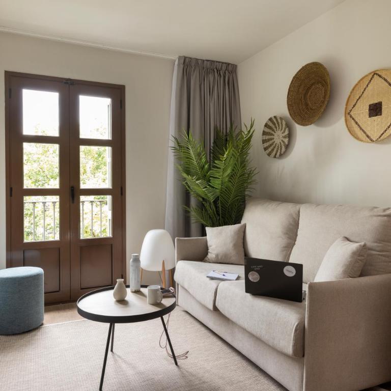 Líbere Barcelona Sant Antoni - Two-Bedroom Apartment - 4