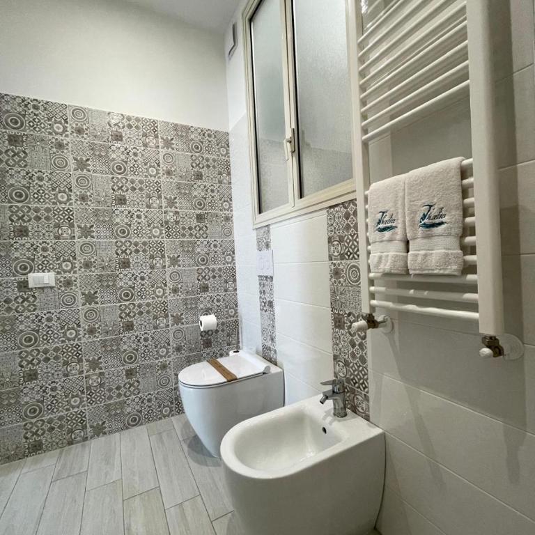 Thalìa Guest House Marzamemi - Double Room with Balcony and Sea View - 19