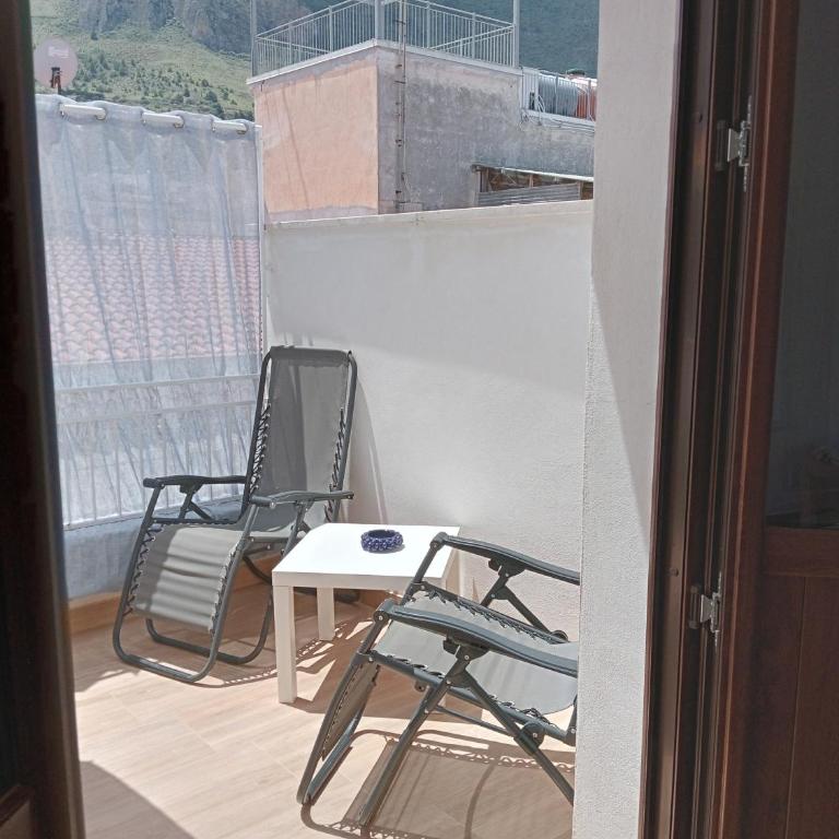 Casa Fugardi - Monolocale con Terrazza - 9