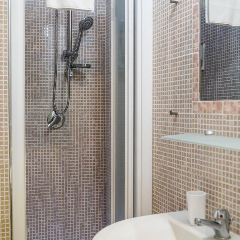 La Suite Pompeii - Double Room with Private Bathroom - 6