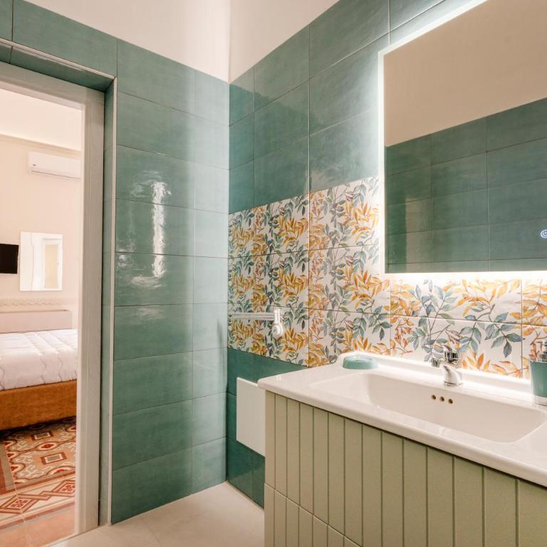 GuestHost - Lexa Home Experience - One-Bedroom Apartment - 17