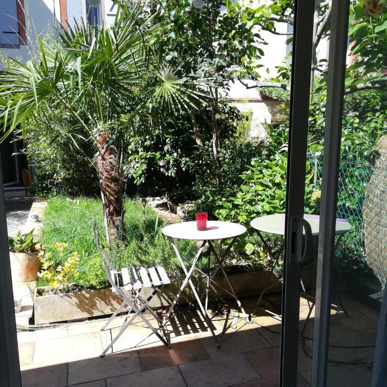 Charmant studio avec jardin - One-Bedroom Apartment - 6