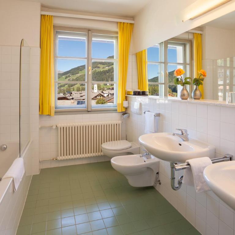 Hotel Tre Cime Sesto - Sexten - Habitación Doble orientada al sur - 6