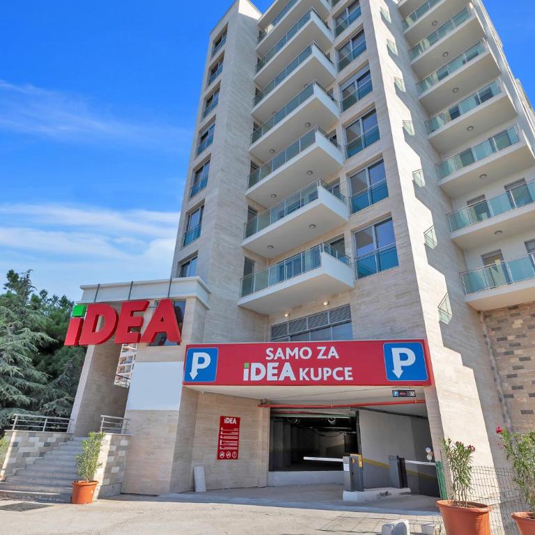 ID LUX APARTMENTS - One-Bedroom Apartment - 15