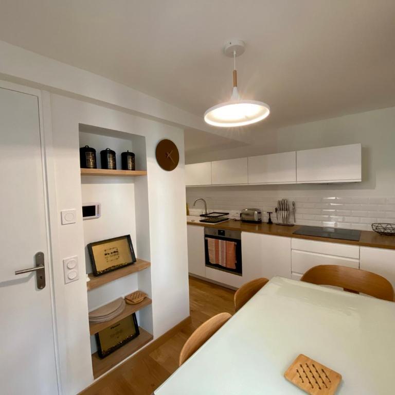 Valbonne Village - Rue Bermond - Two-Bedroom House - 4