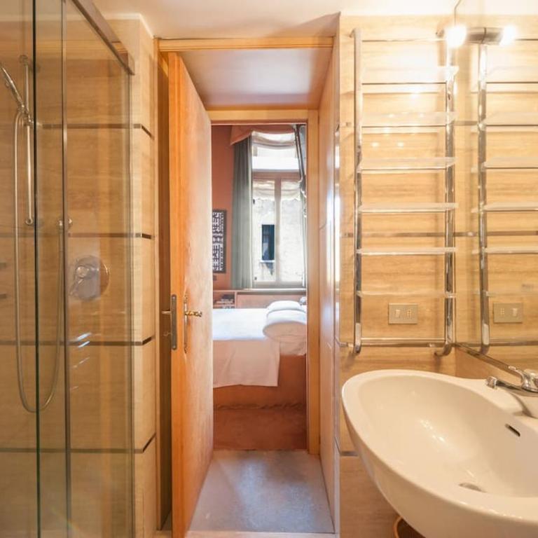 Ca' del Mondo Novo, the Alcantara apartment close to San Marco and Rialto - Three-Bedroom Apartment - 17