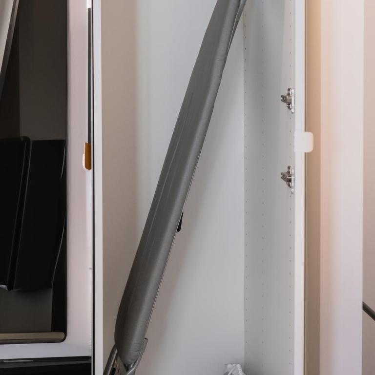 barneys design apartment - One-Bedroom Apartment - 22