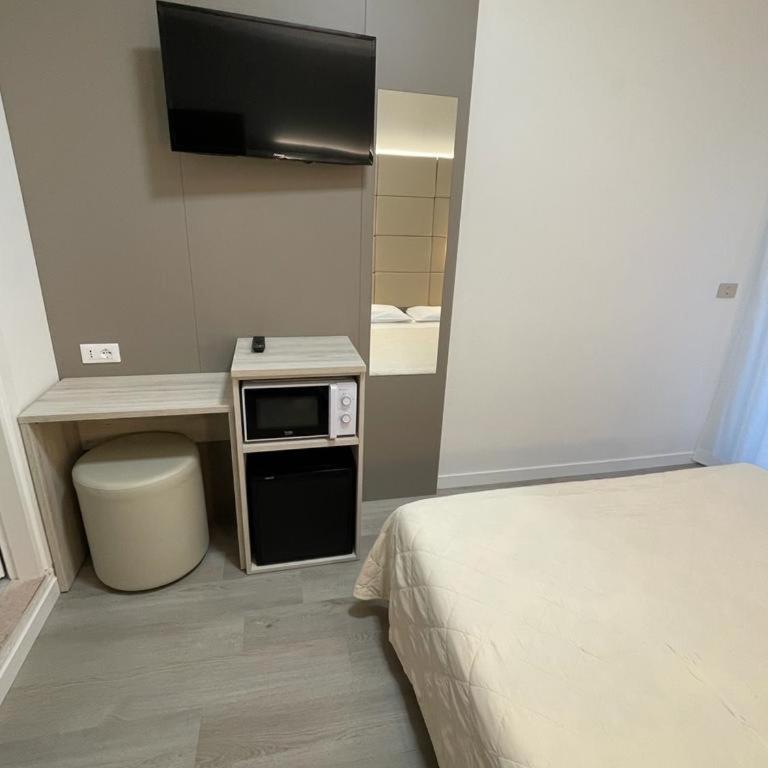 Hotel & Aparthotel Carinthia S - Camera Economy Doppia con Letti Singoli - 5