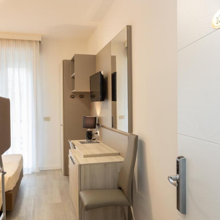 Hotel & Aparthotel Carinthia S - Camera Matrimoniale/Doppia con Letti Singoli con Letto Supplementare - 7