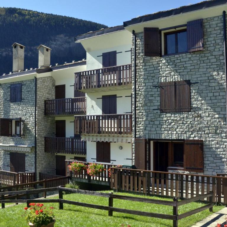 Mont Blanc Apartment Morgex - Apartment - 14