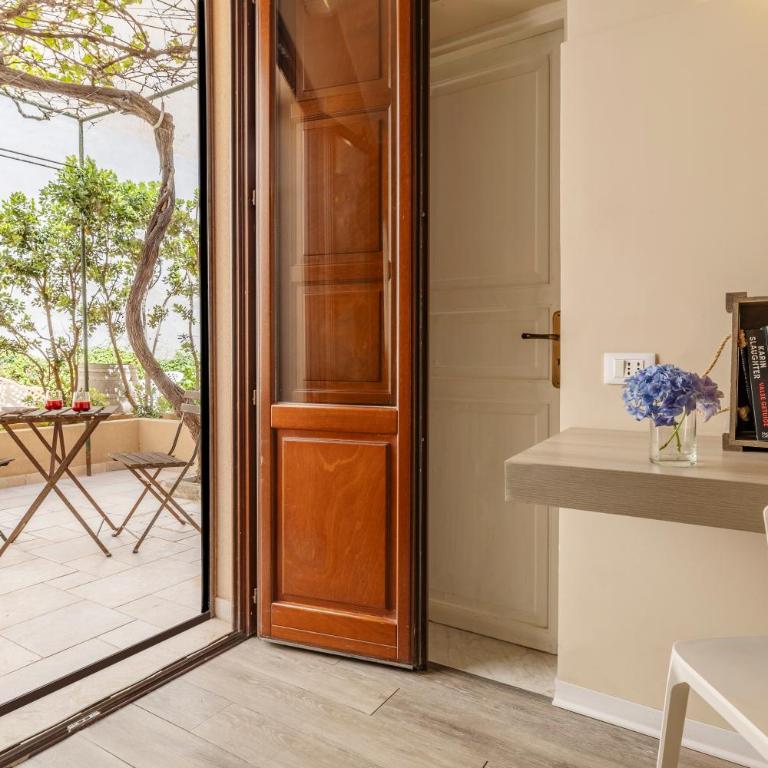 Salamureci Camere - Camera Matrimoniale con Terrazza Privata - 4