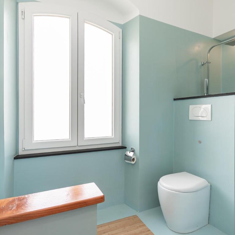 Spacious 3-Bedroom Apartment - 10 Min to City Center & 5 Min to Gaslini Hospital by car - Appartamento con 3 Camere da Letto - 23