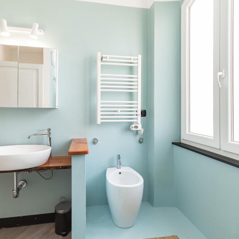 Spacious 3-Bedroom Apartment - 10 Min to City Center & 5 Min to Gaslini Hospital by car - Appartamento con 3 Camere da Letto - 22