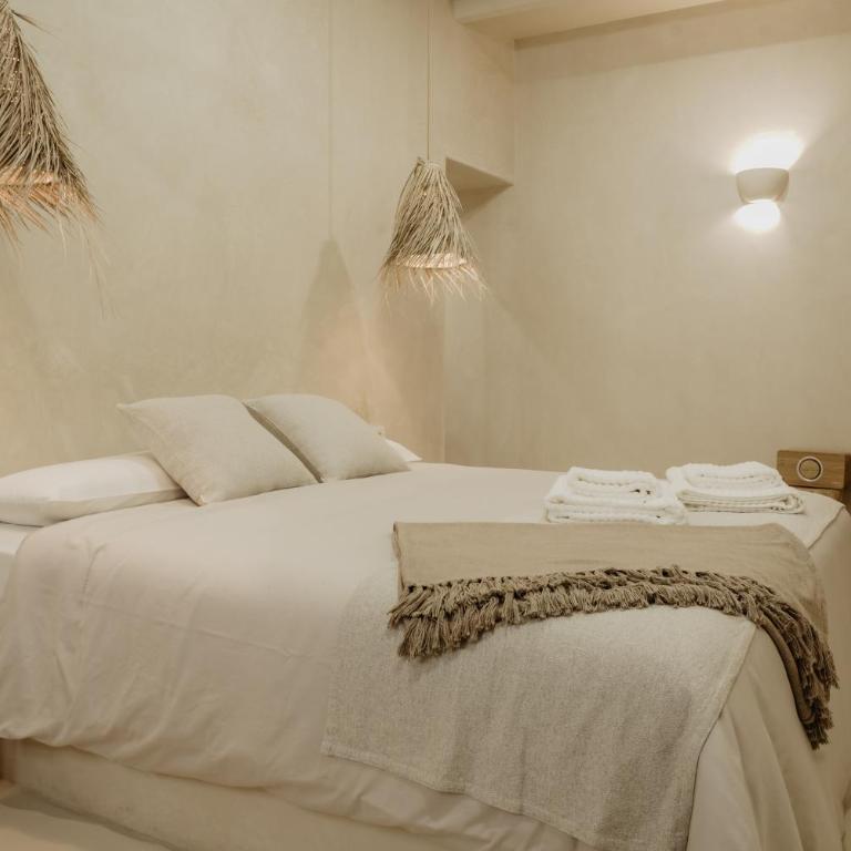 EntreArcos Casa Eco-Boutique - Habitación Deluxe con bañera - 1 cama extragrande - 4
