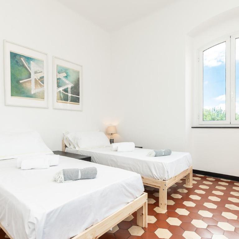 Spacious 3-Bedroom Apartment - 10 Min to City Center & 5 Min to Gaslini Hospital by car - Appartamento con 3 Camere da Letto - 30