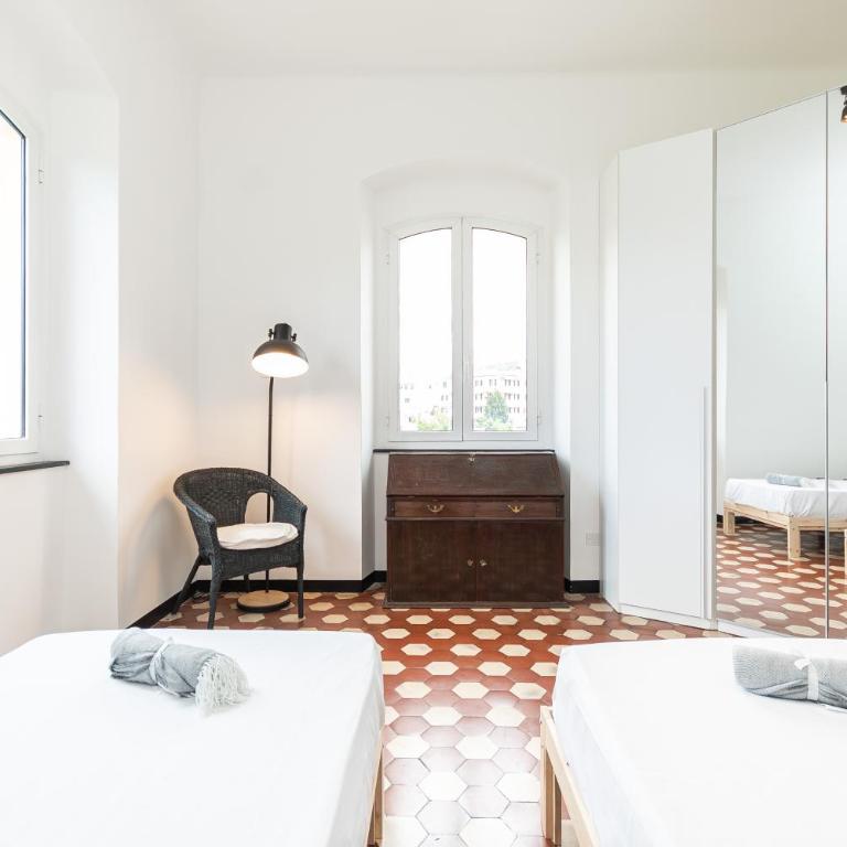 Spacious 3-Bedroom Apartment - 10 Min to City Center & 5 Min to Gaslini Hospital by car - Appartamento con 3 Camere da Letto - 29