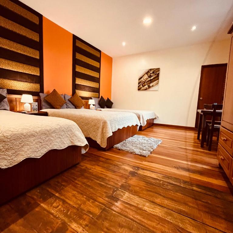 Pepe's House Cuenca I Hotel & Boutique Hostel - Family Suite - 3