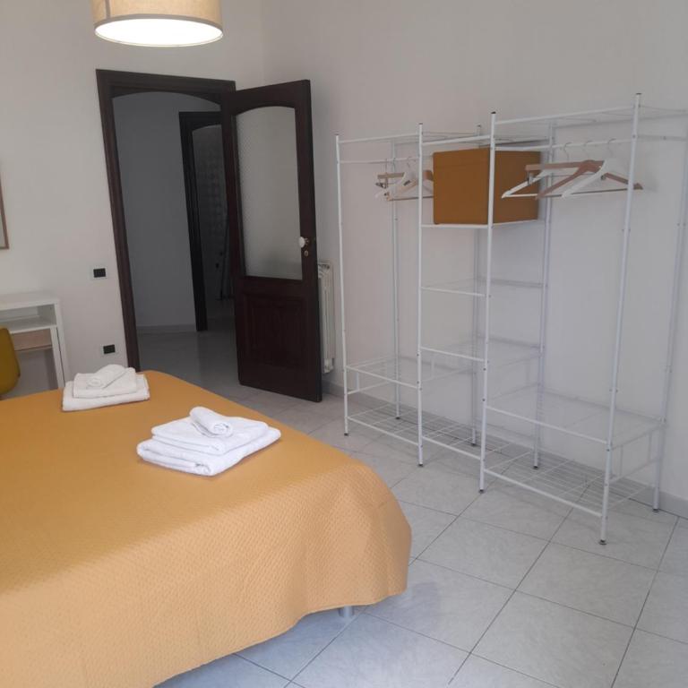 Pupatella â sanità - Appartamento con 3 Camere da Letto - 10