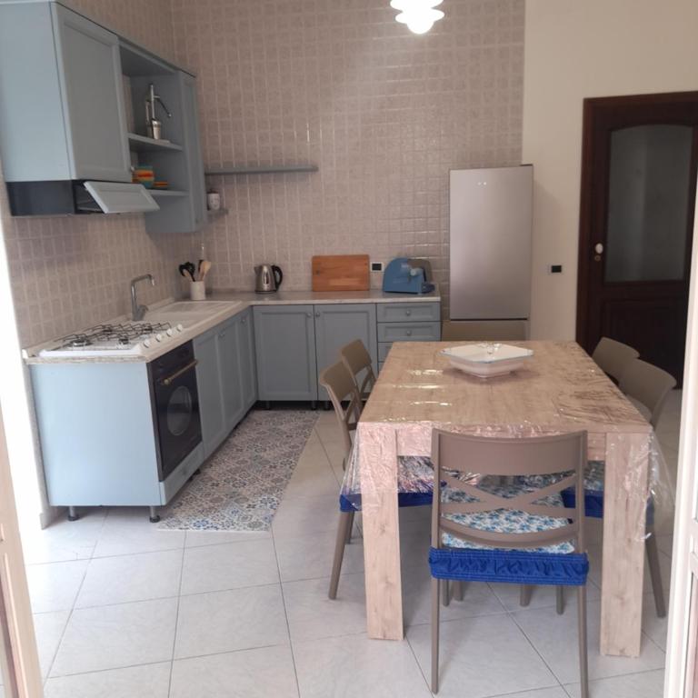 Pupatella â sanità - Appartamento con 3 Camere da Letto - 22