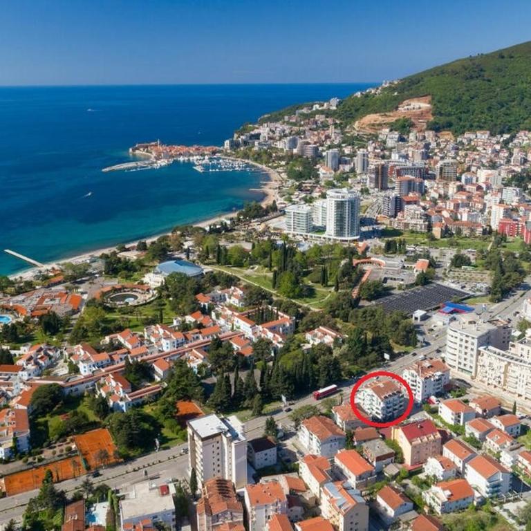 Filip Apartman - Zgrada Jolly Apartmani - Apartman sa 2 Spavaće Sobe - 2