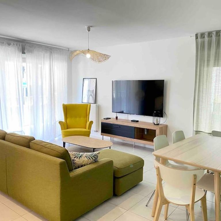 T3 avec terrasse proche de TOUT Parking tram - Appartement 2 Chambres - 18