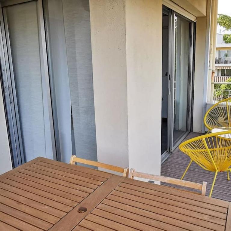 Spacieux 2 pièces avec terrasse, clim et parking - Appartement 1 Chambre - 16