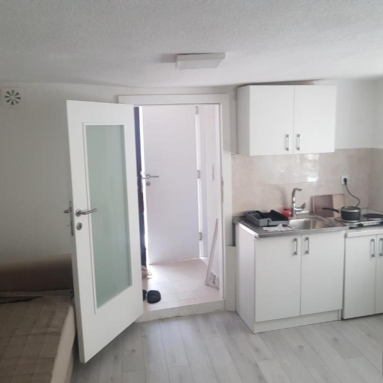 Apartman Memo - One-Bedroom Apartment - 6