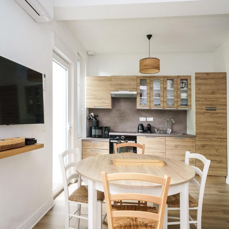 Maison tout confort, parking, clim, garage 3ch 5p - Casa con 3 Camere da Letto - 7
