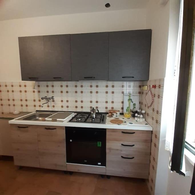 Luminoso appartamento vicino spiaggia - Appartamento con 2 Camere da Letto - 13