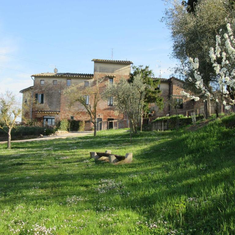 Agriturismo La Torretta - apt 4rooms with pool - Four-Bedroom Apartment - 2