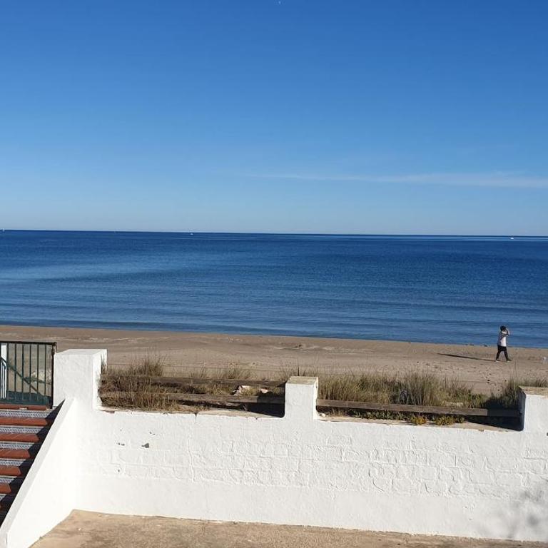 Vacansis Habitaciones Privada en una Villa a un paso del Mar en Cullera - Basic Triple Room with Shared Bathroom - 13