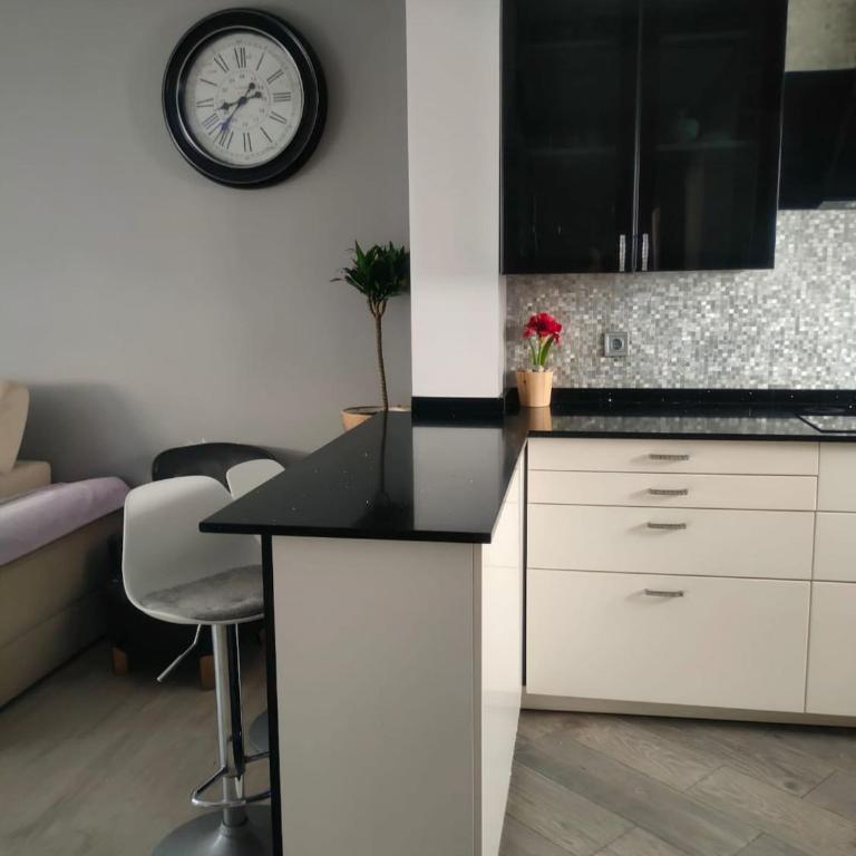 Vacansis Pintor Sorolla 2 - Three-Bedroom Apartment - 2