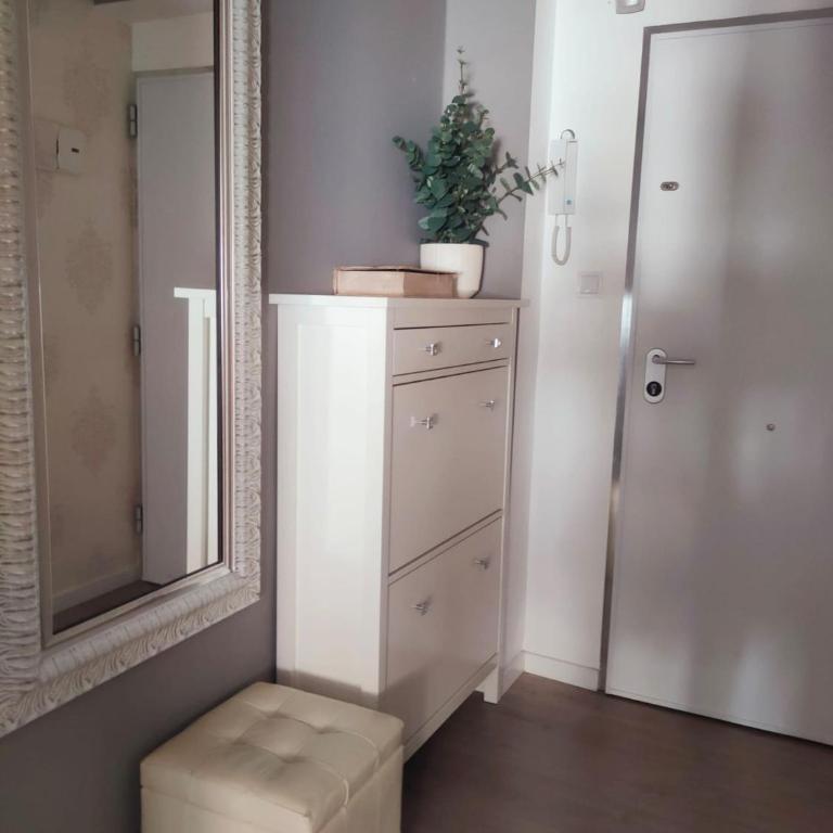 Vacansis Pintor Sorolla 2 - Three-Bedroom Apartment - 23