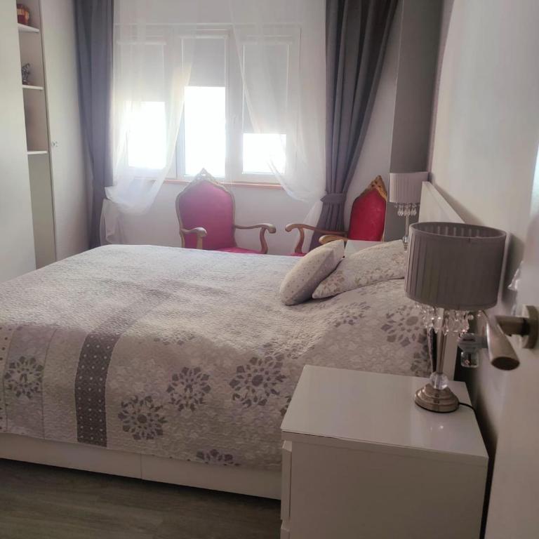 Vacansis Pintor Sorolla 2 - Three-Bedroom Apartment - 25